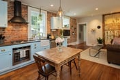 Belmont Farmhouse: Garden Apartment