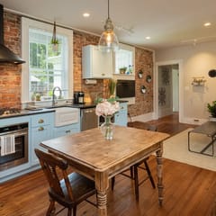 Belmont Farmhouse: Garden Apartment