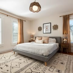 Belmont Farmhouse: Retro Apartment