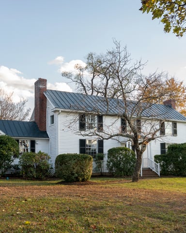 Farlea historic farmhouse exterior, Charlottesville VA