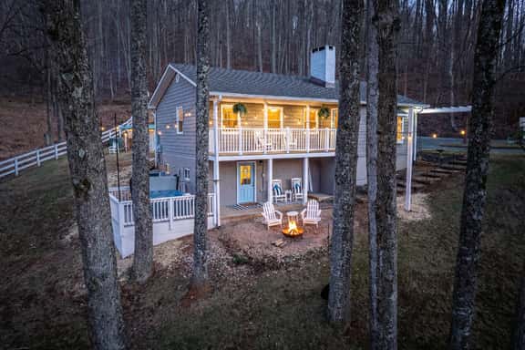 Stonemont Farm Cottage - Image 1