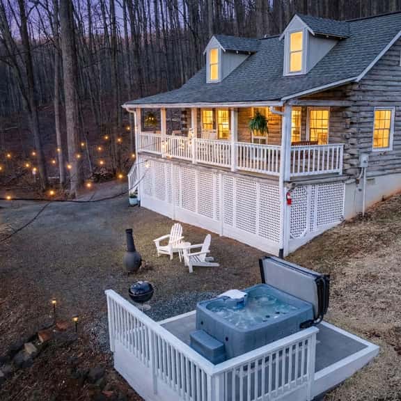 Stonemont Farm Cabin - Image 1